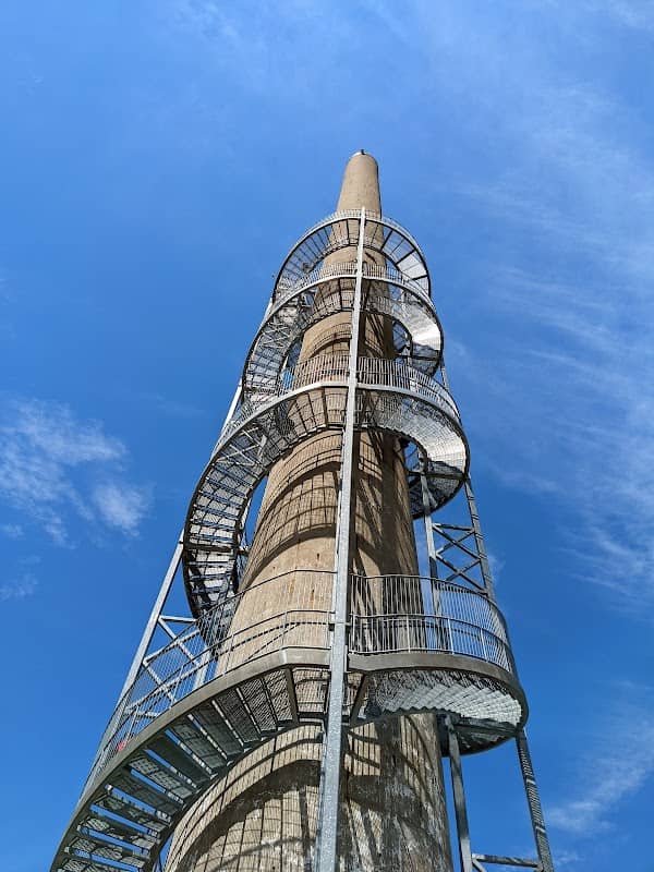 Rastin Observation Tower - Image 1