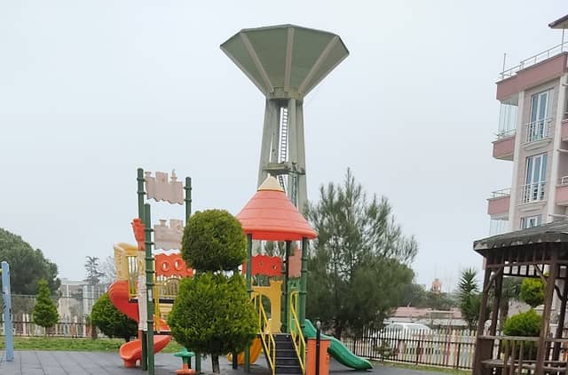Bayrak Parkı - Image 1