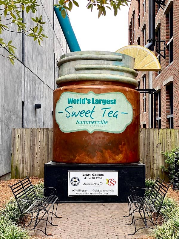 World's Largest Sweet Tea - Image 1