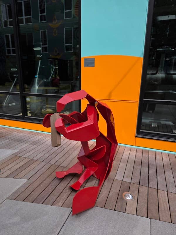 "DAM" metal sculpture - Image 1