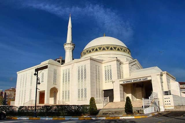 15 July Martyrs Mosque - Image 1