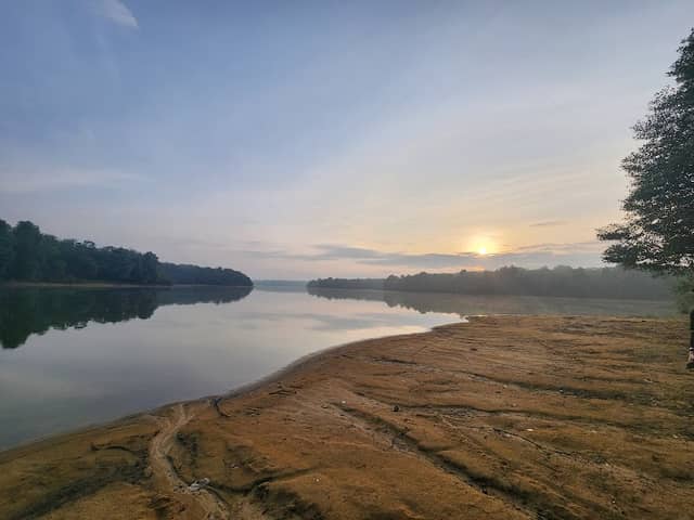 Sultan iskandar Reservoir - Image 2