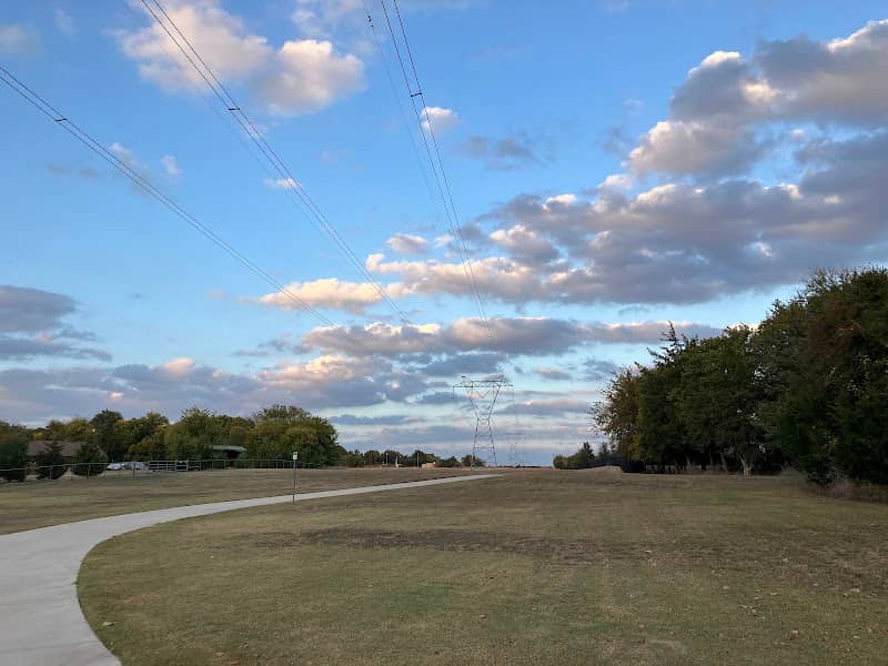 Bur Oak Trailhead (Northeast end) - Image 1