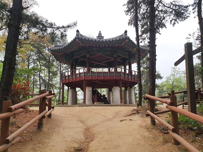 반석산 근린공원 - Image 1