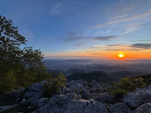 Sunset lookout - Image 1