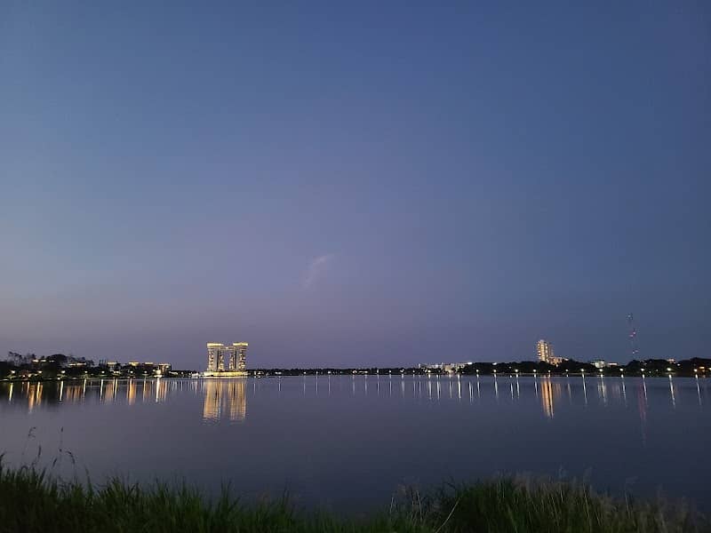 Gyeongpo Lake - Image 2
