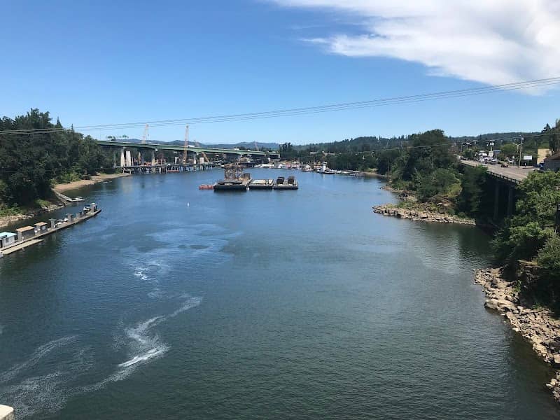 Oregon City Arch Bridge - Image 2
