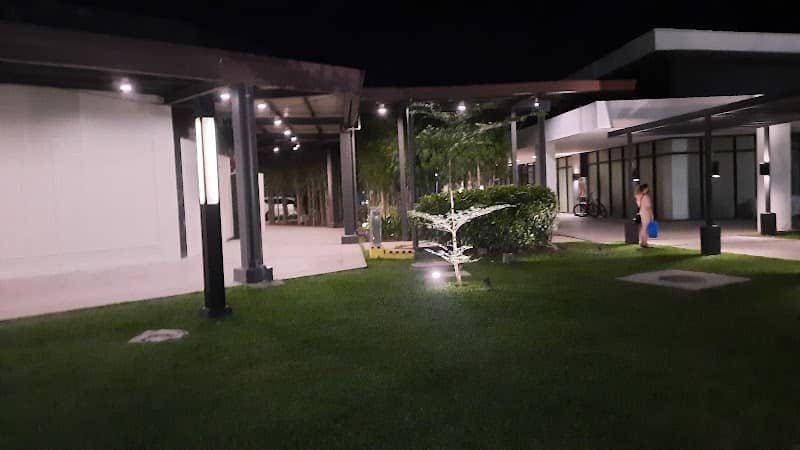 Azuela Cove Mini Park - Image 1