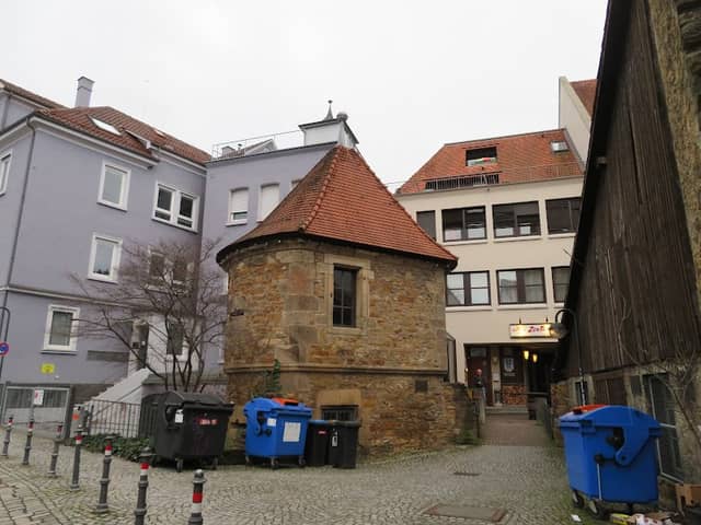 Zwinger - Image 1
