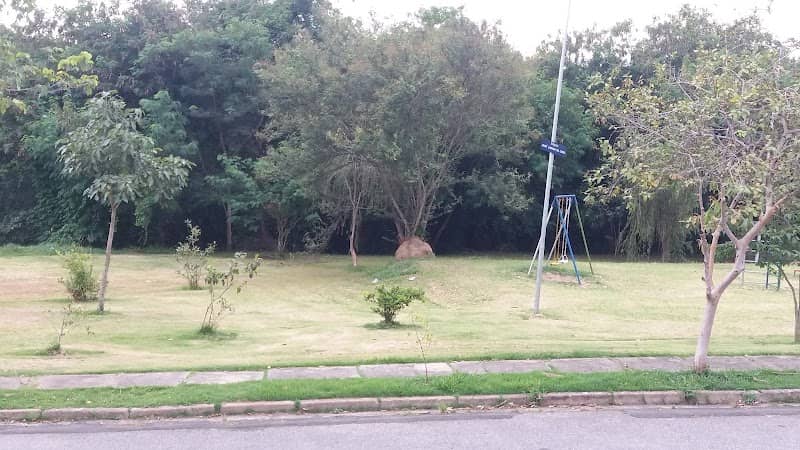 Praça José Xavier da Cruz. - Image 2