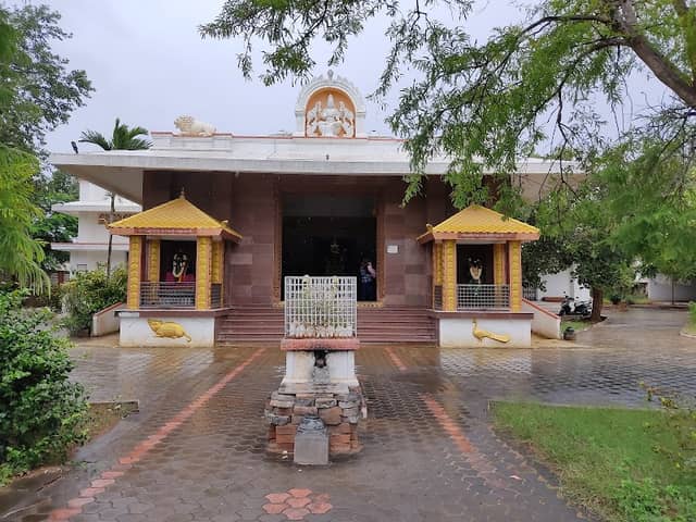 Mahalakshmi Temple - Image 2