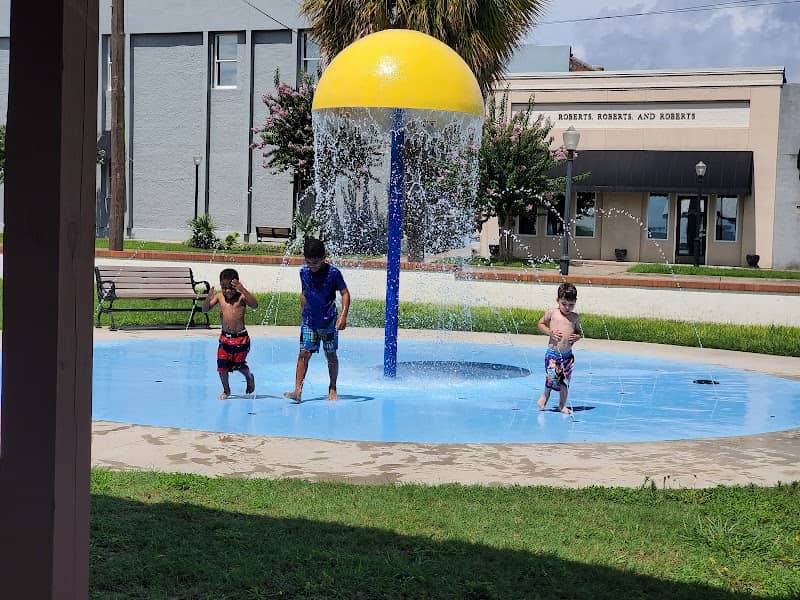 Madison Street Park - Image 1