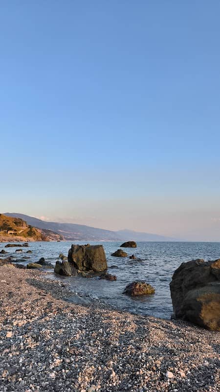 Baia della Rocca Verde - Image 1