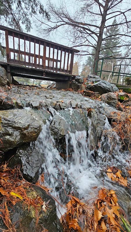 Rotary Grove Park - Image 1
