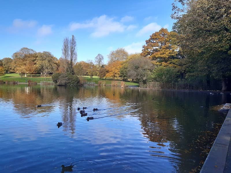 Abington Park - East (Lakes) side - Image 2