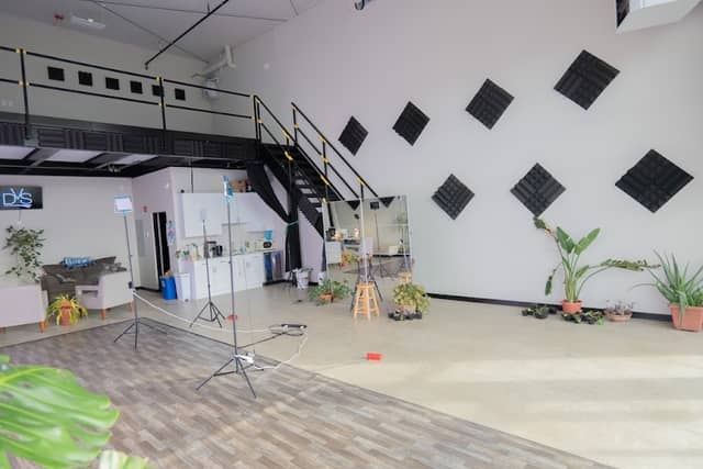DVS Studio - Image 1