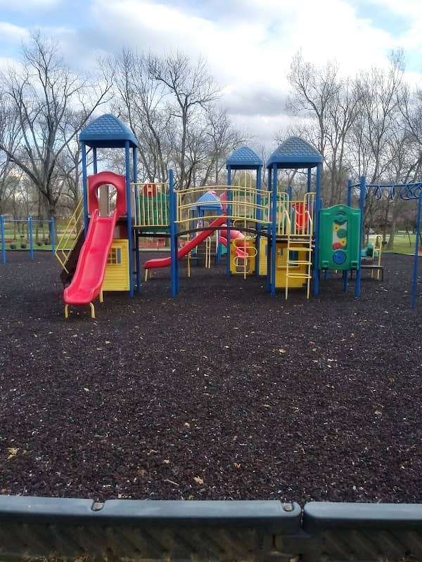 Creekside Park - Image 1