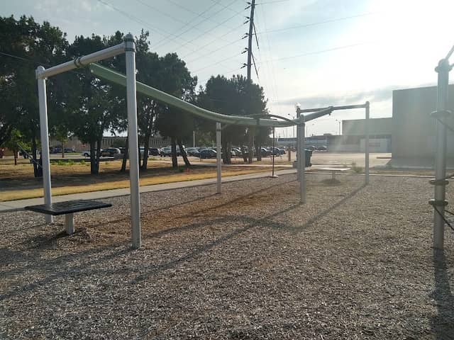 SW Bricktown Park - Image 2