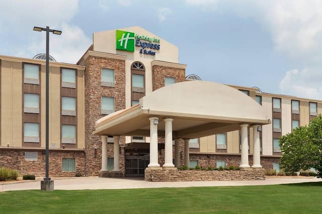 Holiday Inn Express & Suites Searcy by IHG - Image 1