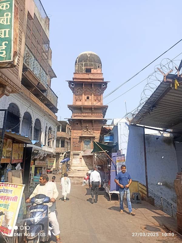 Vintage Streets of Mathura - Image 1