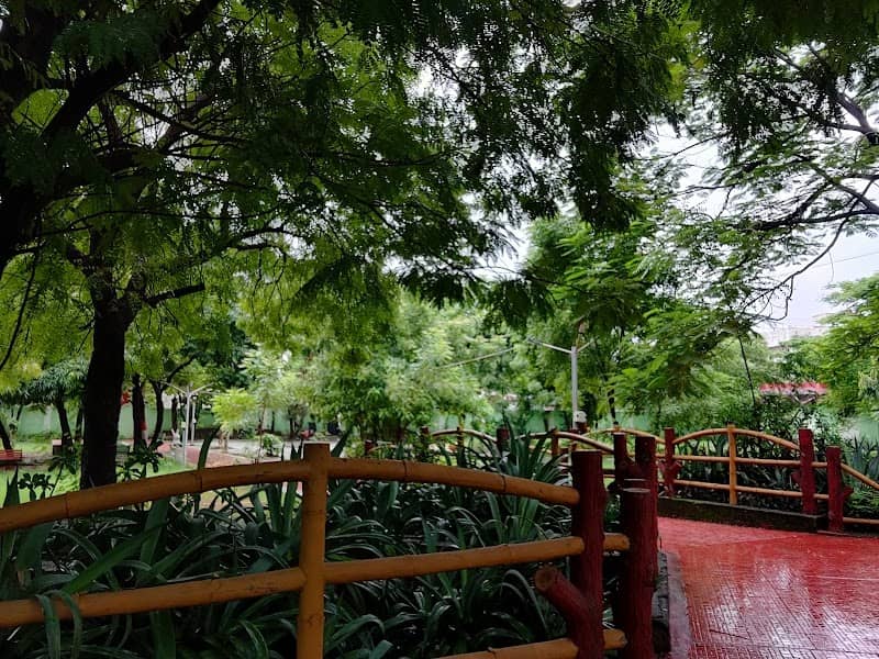 Rajiv Gandhi Garden - Image 1