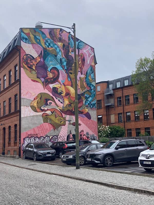 Streetart mural - Image 1