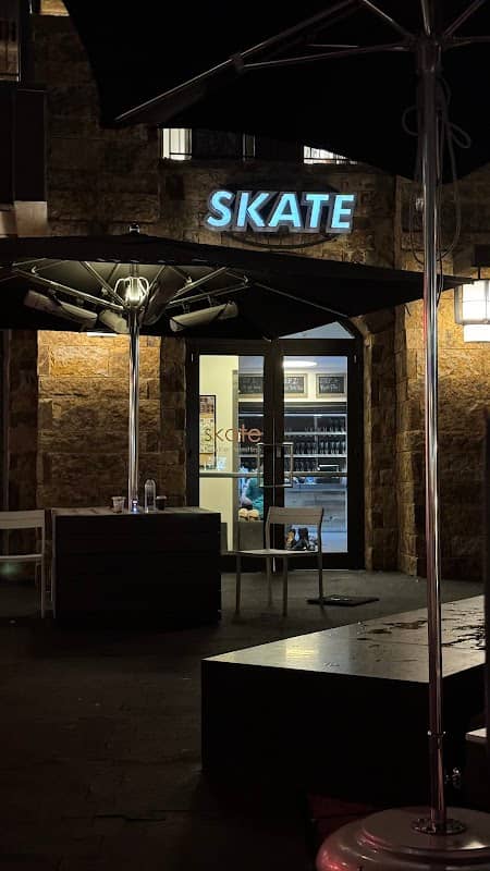 Skate Rental - Image 1