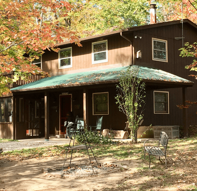 Rock Stalls Lodge - Image 1