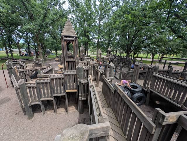 Kid's Kingdom/Mora Lion's Park - Image 1