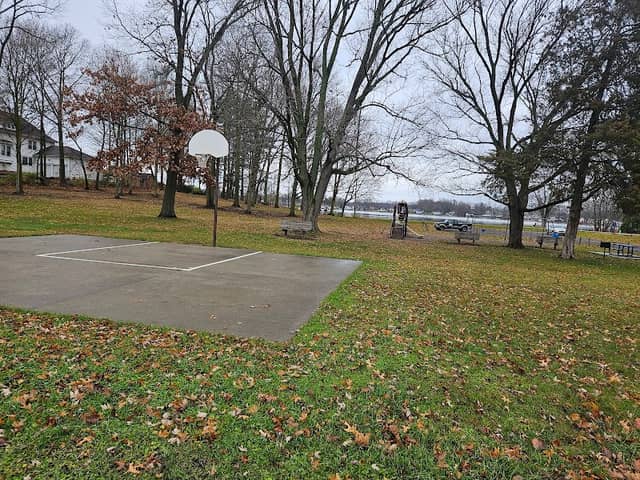 Gunn Park - Image 1
