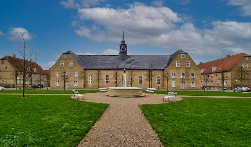Brødremenighedens Kirkeplads - Image 1