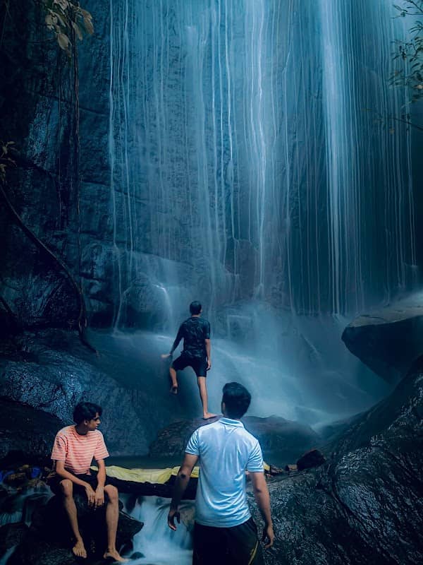 water falls nenmini - Image 1