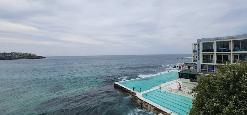 Bondi Beach View Point - Image 3