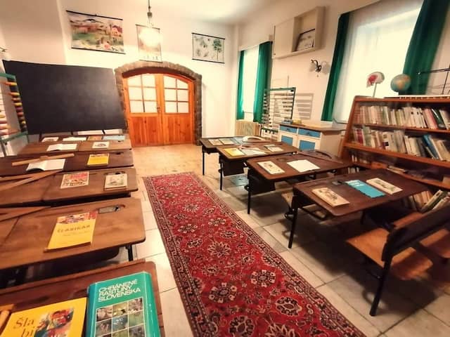Stará ľudová škola - Image 1