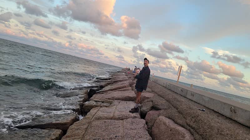 Freeport TX North jetty - Image 2