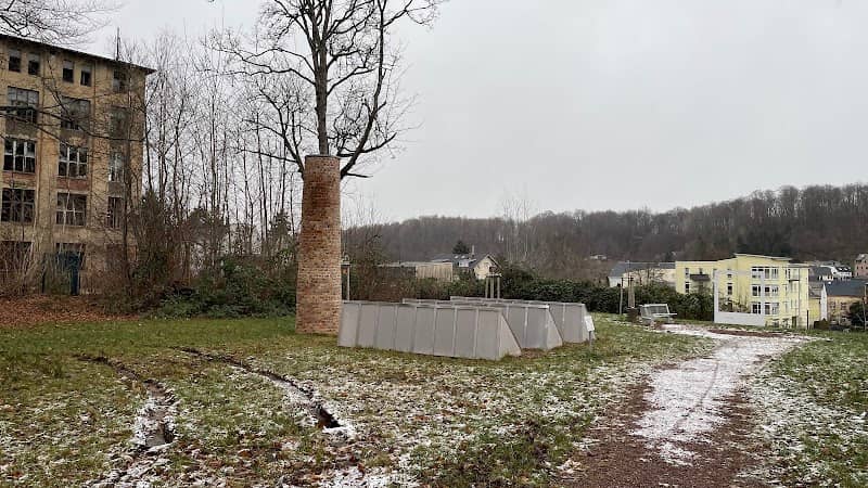 PURPLE PATH Skulptur von Iskender Yediler - Image 1