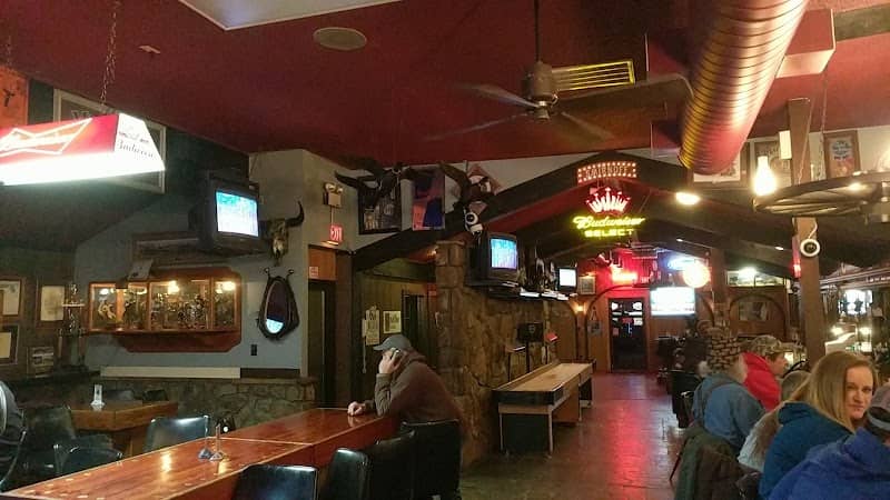 Caboose Saloon - Image 2