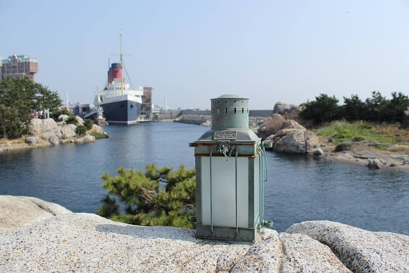 Hurricane Point Lighthouse - Image 1