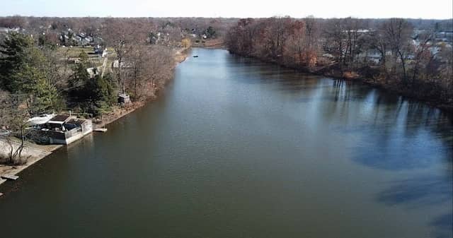 Oaklyn-Lions Memorial Park - Image 1