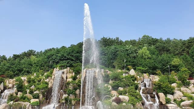 노적봉폭포공원 - Image 1