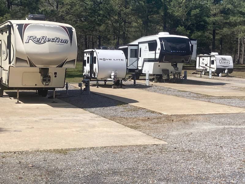 Studlee's RV Park - Image 1