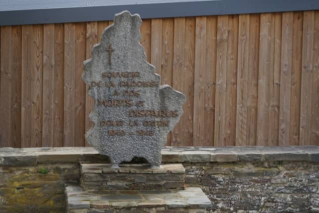 Monument WWII - Image 2