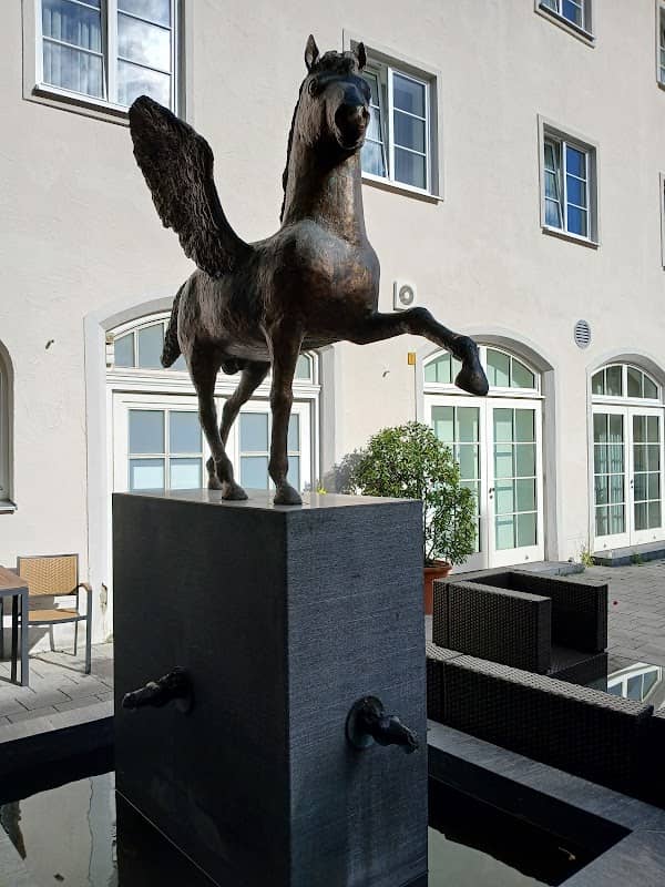 Brunnen Weisses Ross - Image 1
