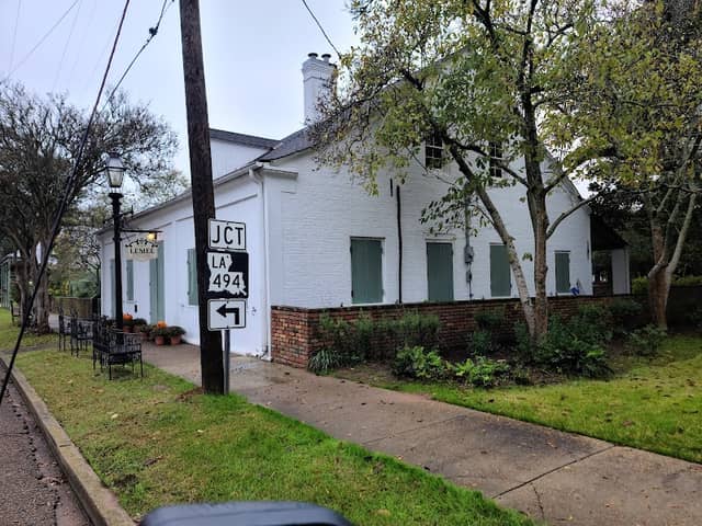 Lemee House - Image 1