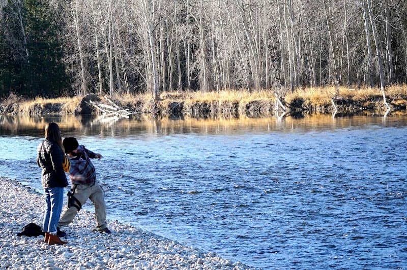 Bell Crossing River Access - Image 1