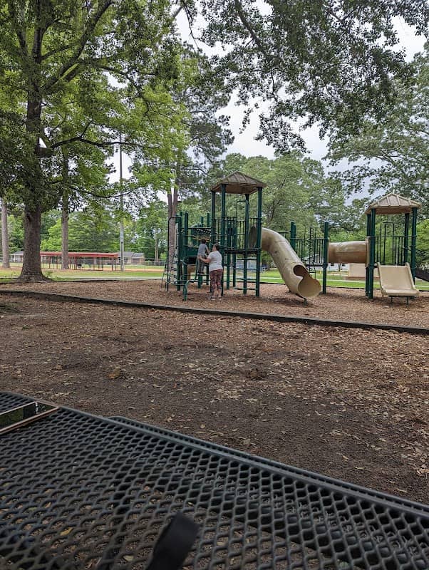 Harlem City Park - Image 1