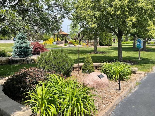 Gardens at Glik Park - Image 2