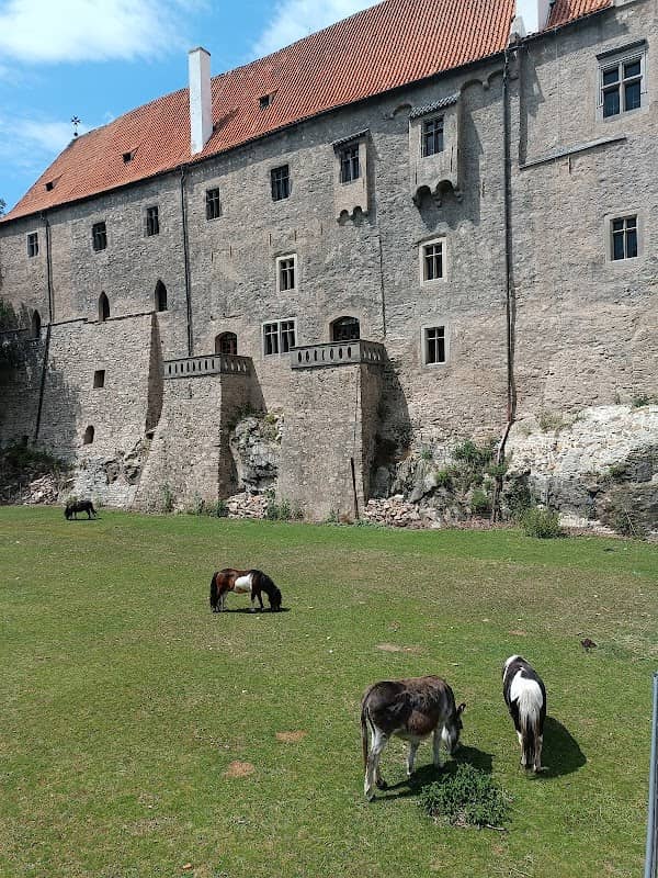 Hradní Safari - Image 1