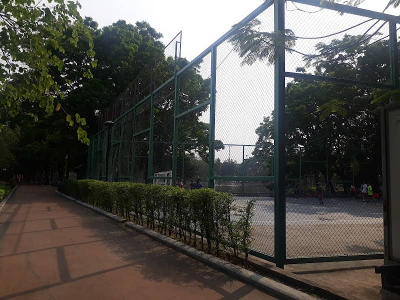 Phet Kanchanarom Park - Image 1