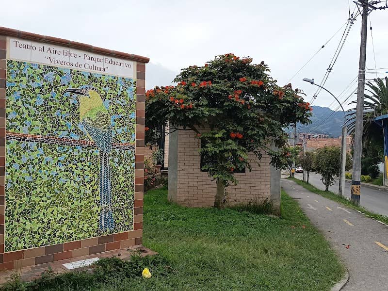 Barranquero Andino - Teatro al Aire Libre - Parque Educativo - Image 1